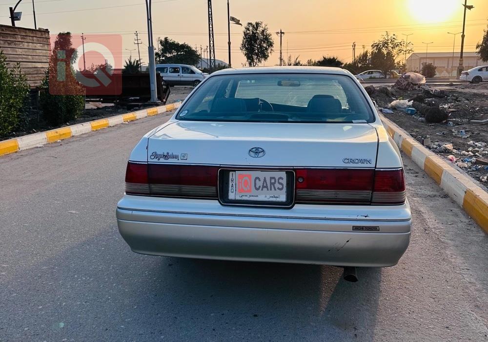 تويوتا كراون